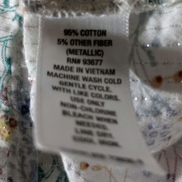 A.n.a Shirt Ladies 2xl White Floral Shimmer Semi Sheer Long Sleeve Light Weight - Picture 7 of 8